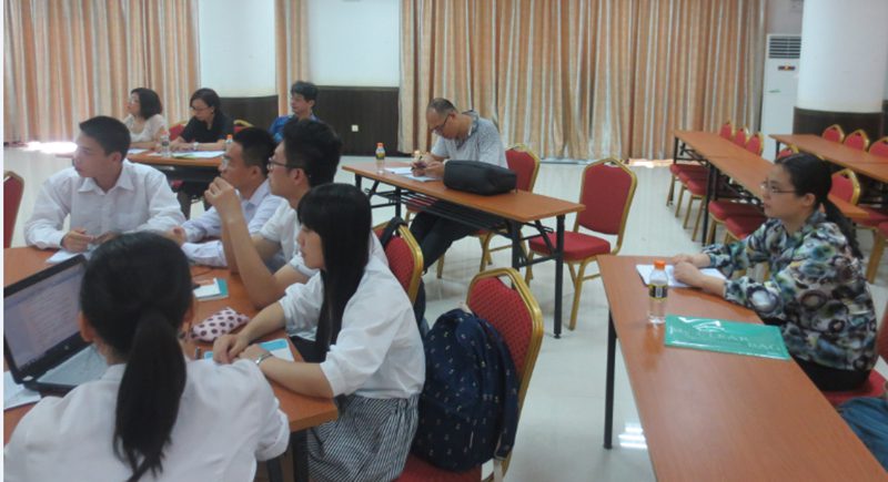 华南理工大学伟德国际bevictor1946、三亚公司伟德国际bevictor1946老师参与诊所课程